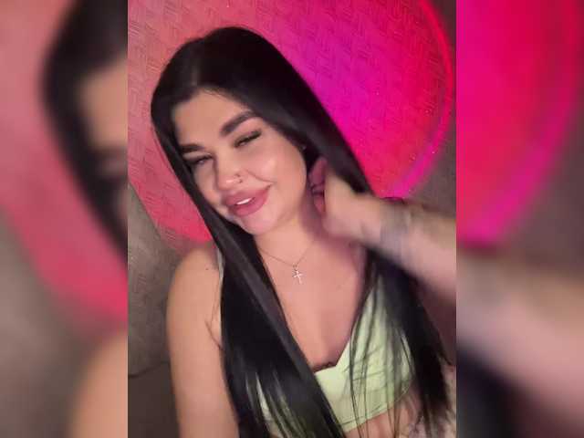 suchka-black-'s BongaCams show and profile