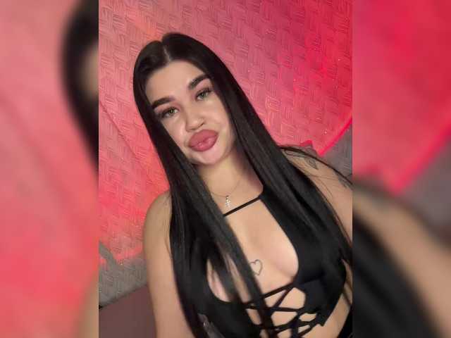 suchka-black-'s BongaCams show and profile