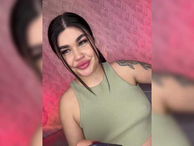 suchka-black-'s BongaCams show and profile