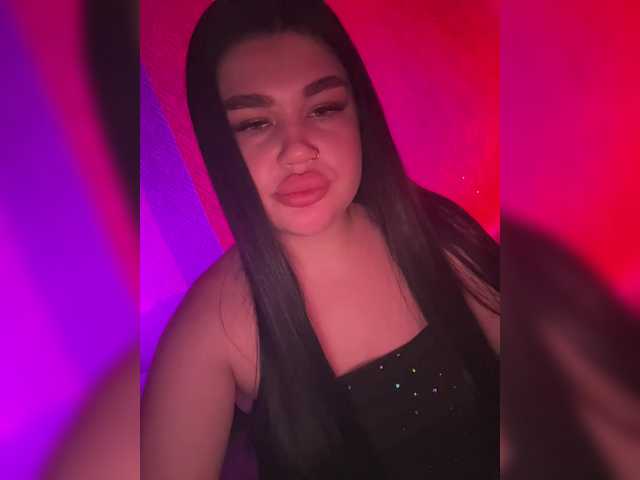 suchka-black-'s BongaCams show and profile