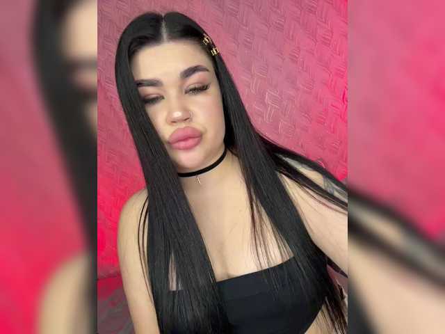 suchka-black-'s BongaCams show and profile