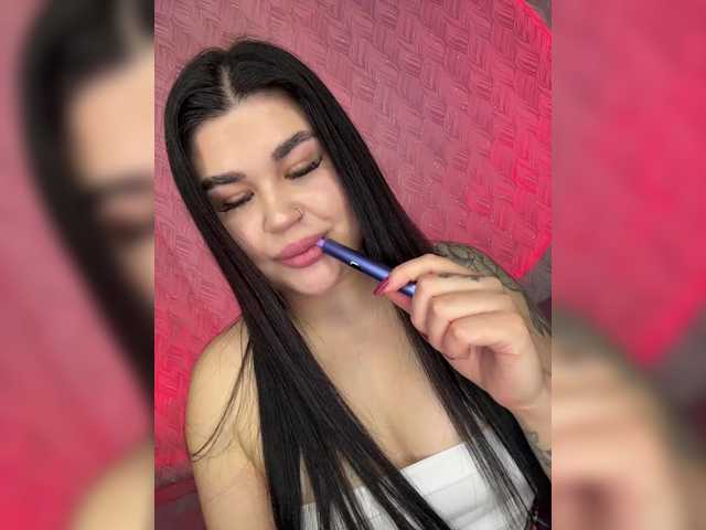 suchka-black-'s BongaCams show and profile