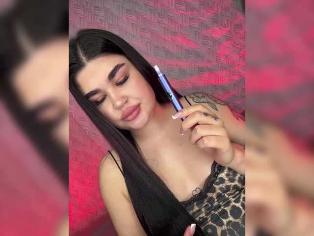 suchka-black-'s BongaCams show and profile