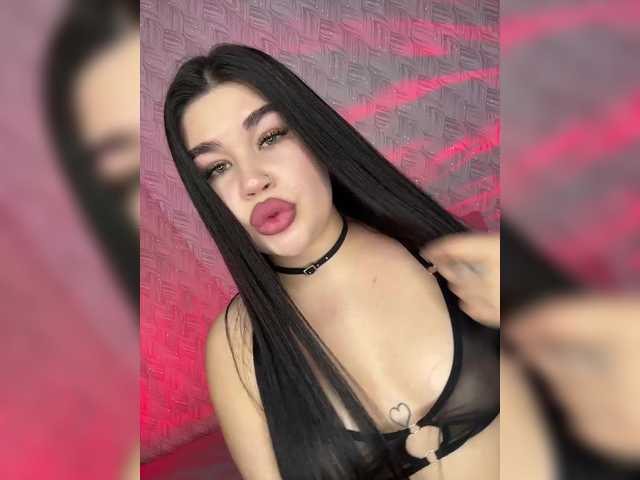 suchka-black-'s BongaCams show and profile