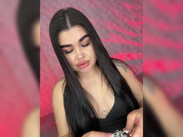 suchka-black-'s BongaCams show and profile