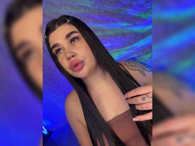 suchka-black-'s BongaCams show and profile