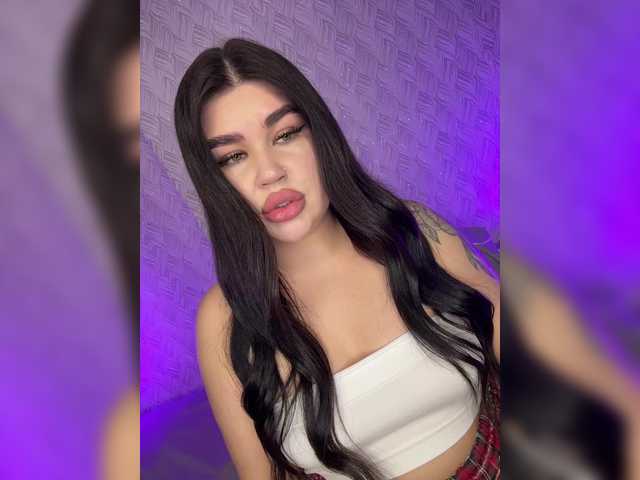 suchka-black-'s BongaCams show and profile