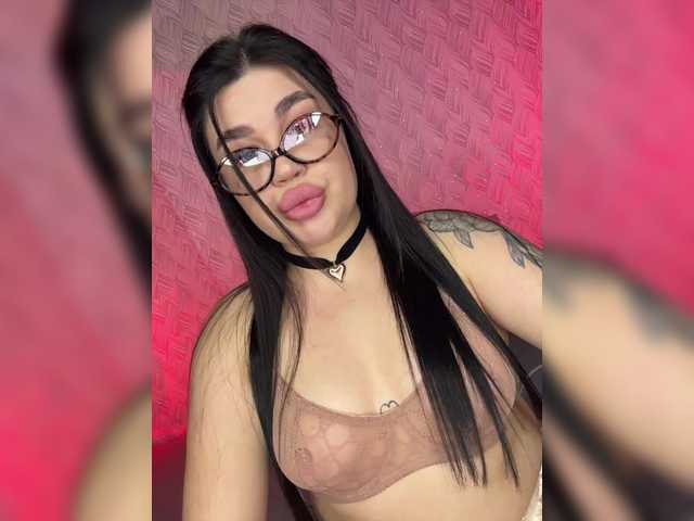 suchka-black-'s BongaCams show and profile