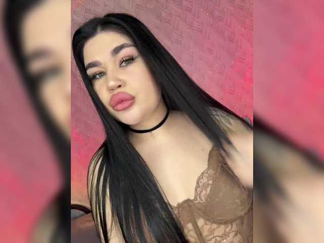 suchka-black-'s BongaCams show and profile