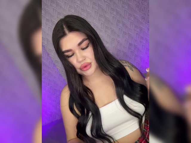 suchka-black-'s BongaCams show and profile