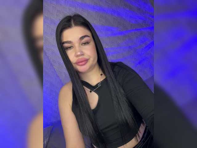 suchka-black-'s BongaCams show and profile