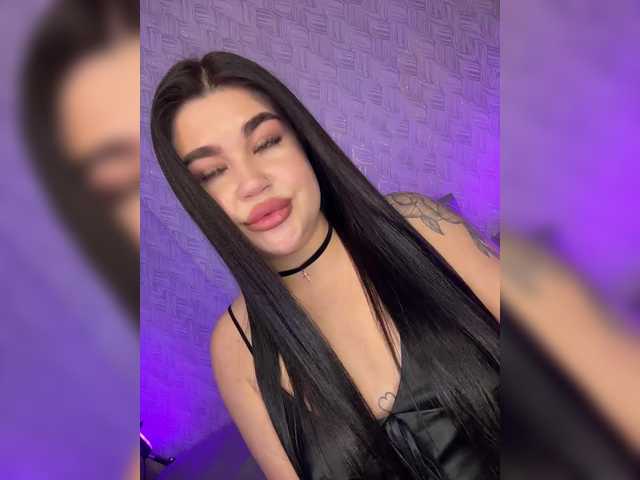 suchka-black-'s BongaCams show and profile