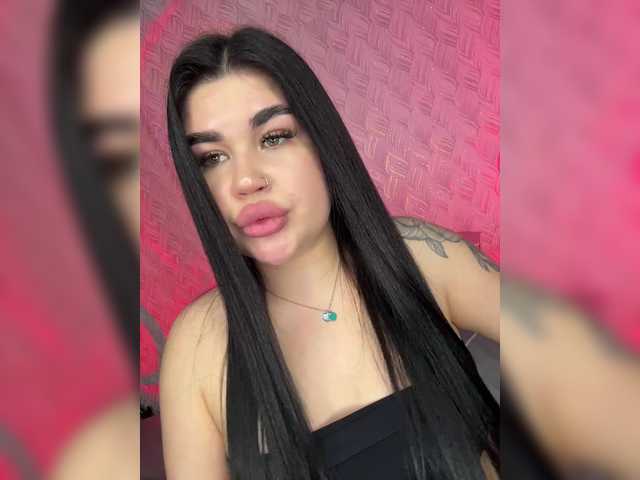 suchka-black-'s BongaCams show and profile