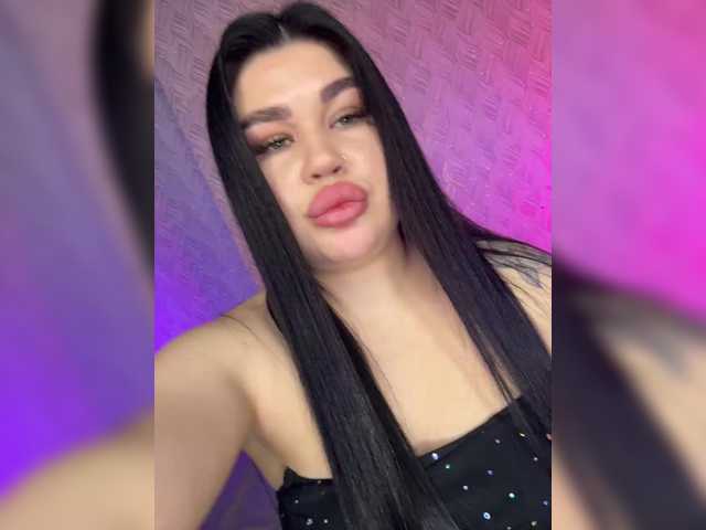 suchka-black-'s BongaCams show and profile