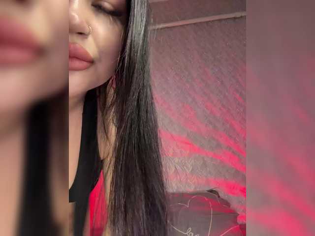 suchka-black-'s BongaCams show and profile