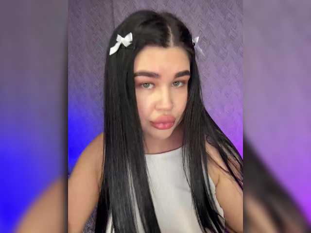 suchka-black- live cam