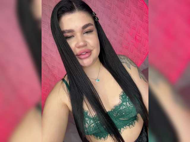 suchka-black-'s BongaCams show and profile