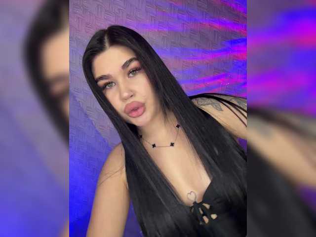 suchka-black-'s BongaCams show and profile