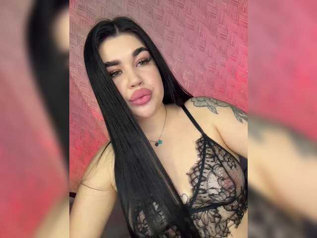 suchka-black-'s BongaCams show and profile