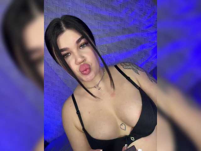 suchka-black-'s BongaCams show and profile