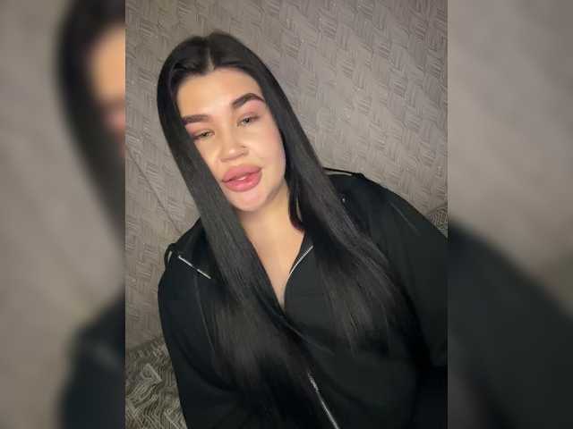 suchka-black-'s BongaCams show and profile