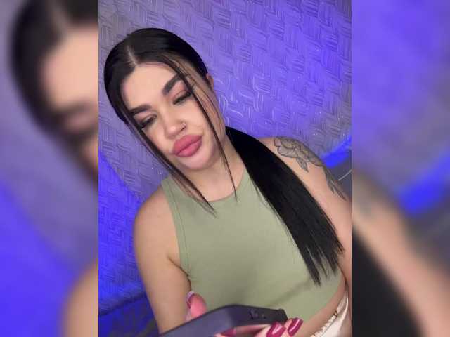 suchka-black-'s BongaCams show and profile