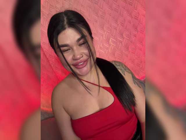 suchka-black-'s BongaCams show and profile