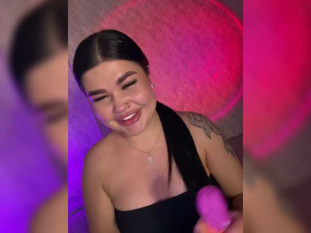 suchka-black-'s BongaCams show and profile