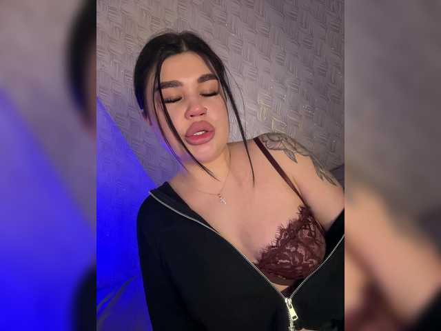 suchka-black-'s BongaCams show and profile