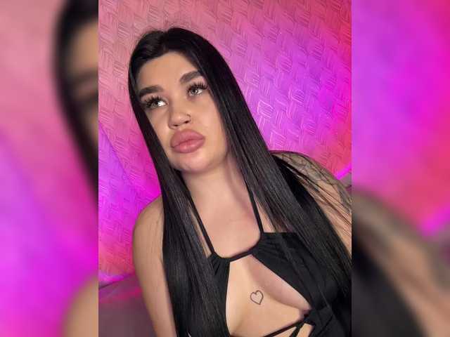 suchka-black-'s BongaCams show and profile