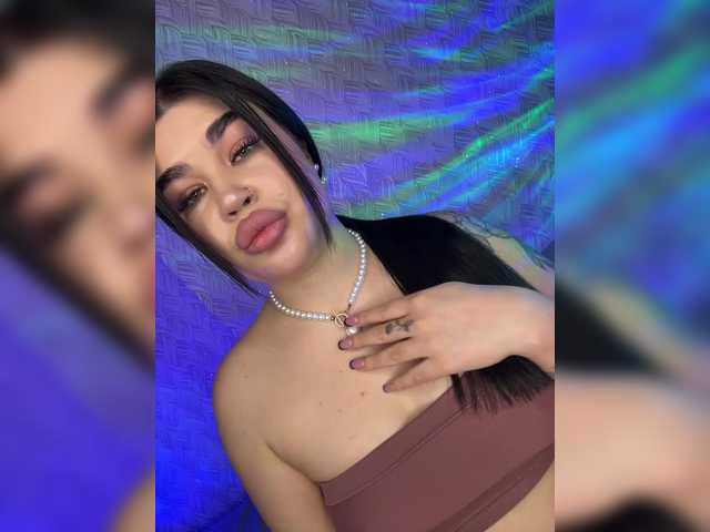 suchka-black-'s BongaCams show and profile