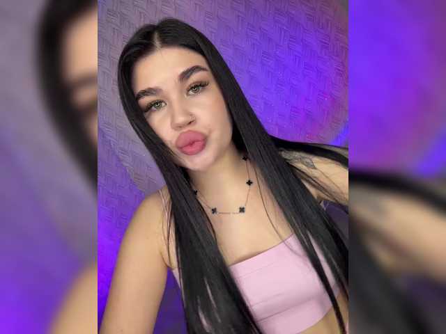 suchka-black-'s BongaCams show and profile