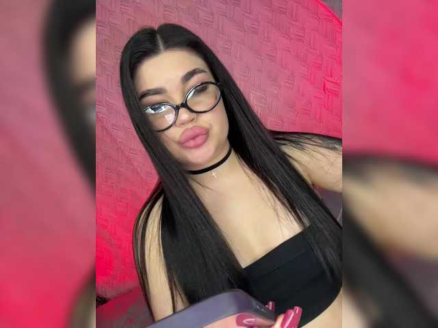 suchka-black-'s BongaCams show and profile