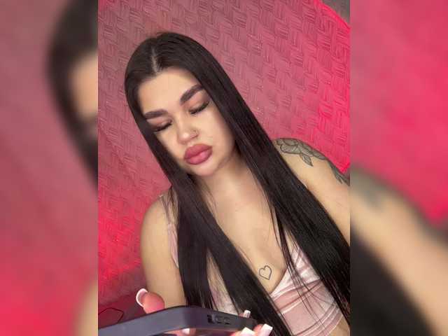 suchka-black-'s BongaCams show and profile