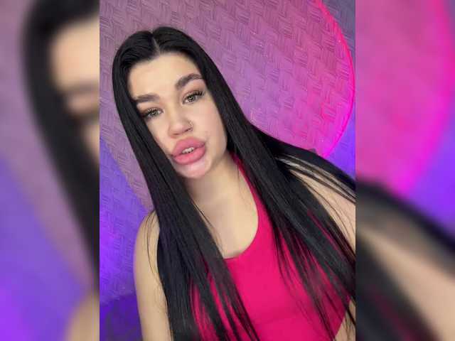 suchka-black-'s BongaCams show and profile