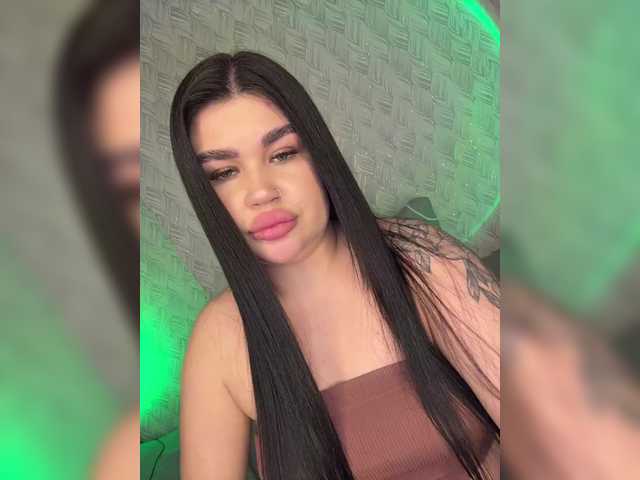 suchka-black-'s BongaCams show and profile