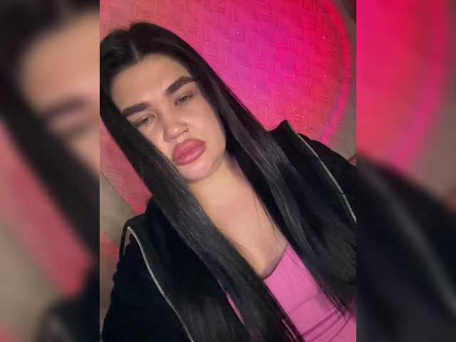 suchka-black-'s BongaCams show and profile