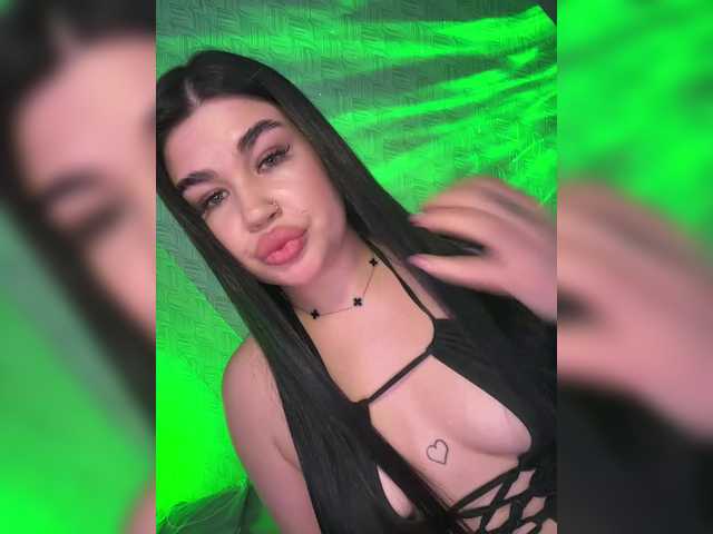 suchka-black-'s BongaCams show and profile