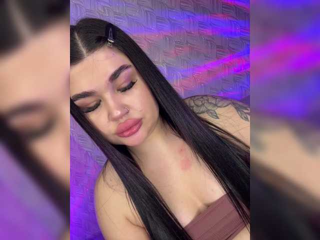 suchka-black- live cam profile