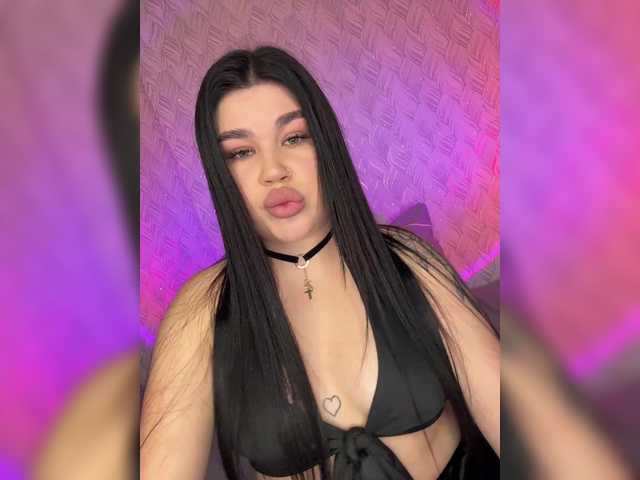 suchka-black-'s BongaCams show and profile