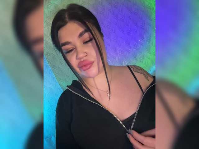 suchka-black-'s BongaCams show and profile