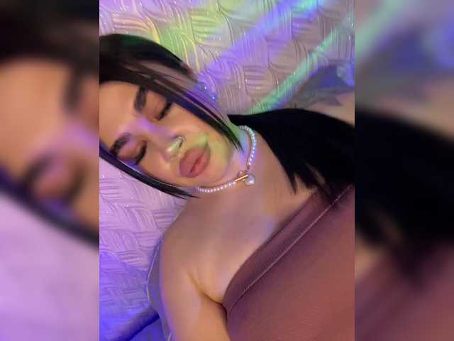 suchka-black-'s BongaCams show and profile