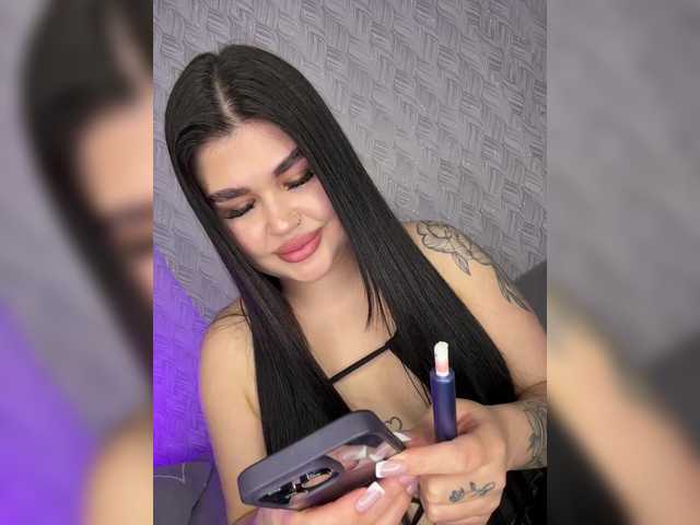 suchka-black-'s BongaCams show and profile