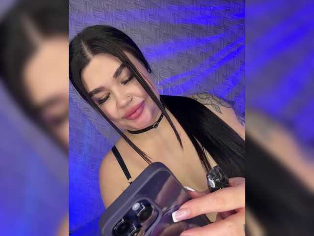 suchka-black-'s BongaCams show and profile