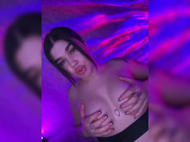 suchka-black-'s BongaCams show and profile