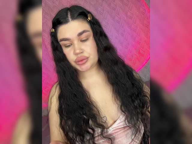 suchka-black-'s BongaCams show and profile