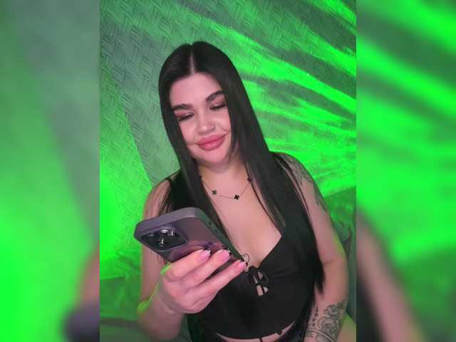 suchka-black-'s BongaCams show and profile