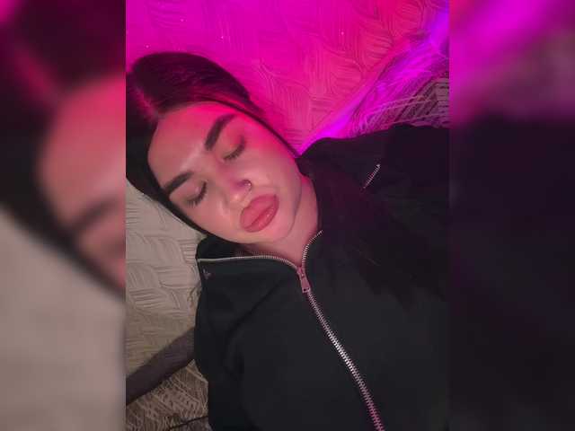 suchka-black-'s BongaCams show and profile