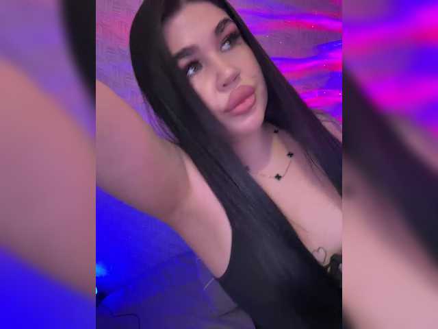 suchka-black-'s BongaCams show and profile