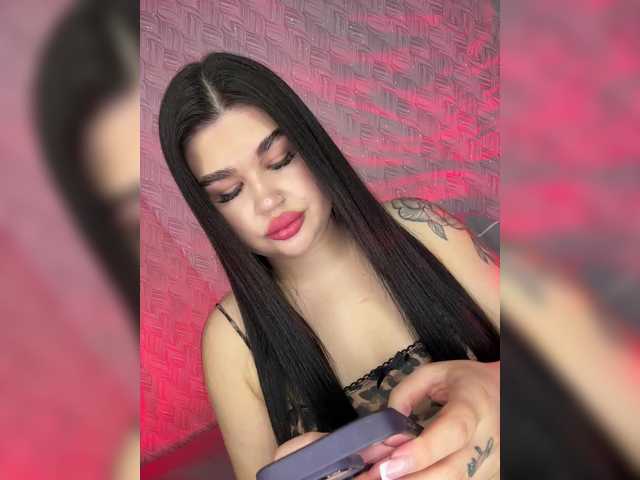 suchka-black-'s BongaCams show and profile